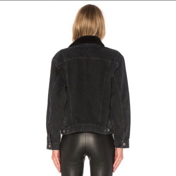 AGOLDE Harper Faux Sherpa Jacket in Time Out - Picture 2 of 8